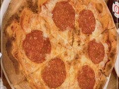 -城市大道红炉披萨烘焙坊