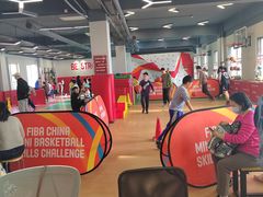 -悦动体能篮球羽毛球网球(三里河店)