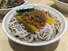 -洪记凉米线(新兴路店)