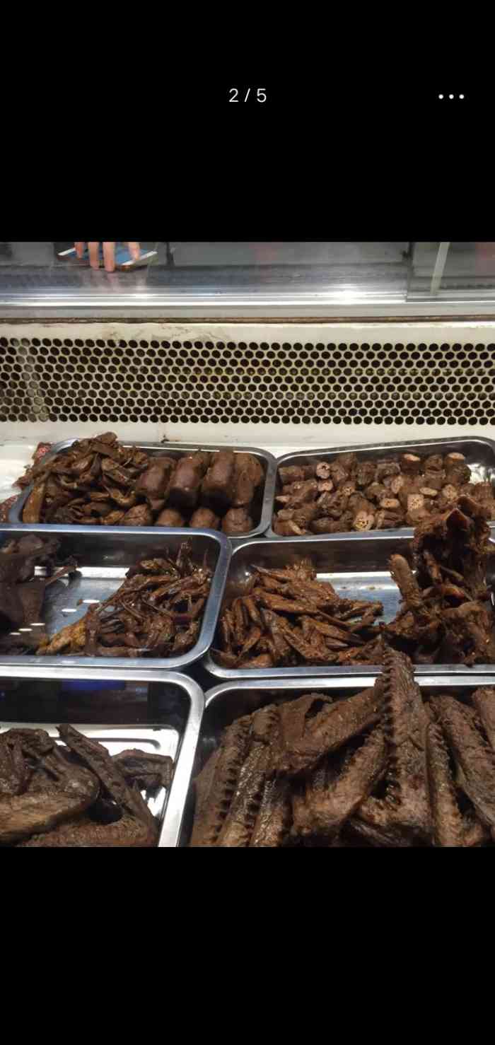 张鸭子(八一路店)-"解放碑到处都是张鸭子店,选择了八一路这家.