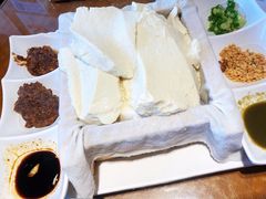 -95号酱骨·一块豆腐(展春园西路店)