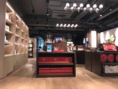 -光海书局(南京东路第一百货店)