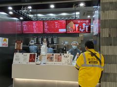 门面-茶理宜世(岭南站NOVA店)