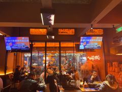 -何师烧烤Pro ·江湖川菜·小龙虾·精酿(太古里旗舰店)