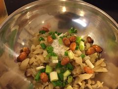 -鸿顺老铁锅美蛙鱼府(解放碑店)