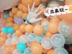 -爱蹦iBOON蹦床运动馆(江汉店)