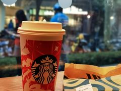 -星巴克(日月光店)