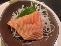 -钱小奴海鲜自助黑金店(杭州滨江龙湖店)