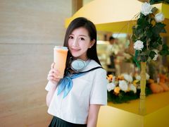 -奈雪的茶(湖滨银泰in77C区PRO店)