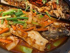 -鸣记脆皮烤鱼·海鲜烤鱼(三八广场店)