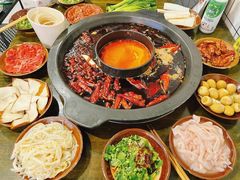 -黄潇洒老火锅(九眼桥宏济巷店)
