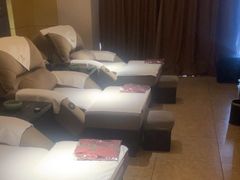 -金色印象·4k影院式足体养生(龙腾路店)