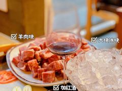 -毛辣果·贵州红酸汤牛肉火锅(西单店)
