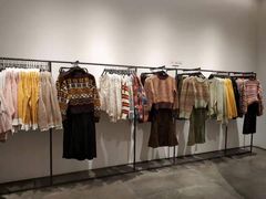 -URBAN REVIVO(西安Momopark店)