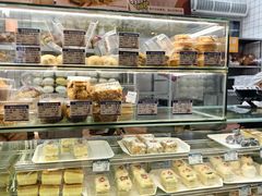 -白玉兰食品甜凤店(合生汇店)