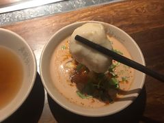 -老牌坊云南鱼豆花火锅(哈西万达店)