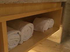 -永恒朗悦酒店(广西大学地铁站大学东路万达广场店)