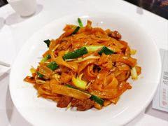 干炒牛河-稻香酒家·34年老字号·港式粤菜(汉街店)