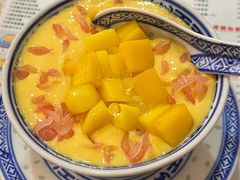 杨枝甘露-广信牛奶甜品世家(台东店)