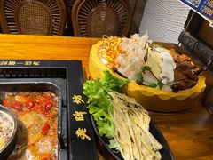 菌菇拼盘-老牌坊云南鱼豆花火锅(爱建店)