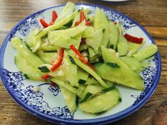 蒜泥黄瓜-壹阁胡羊焖饼(特色小吃街店)