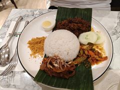 -关夫人餐厅(阳光广场店)