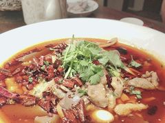 -川流不息·地道川菜·小龙虾(松东路店)