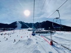 -丝绸之路山地度假区滑雪场