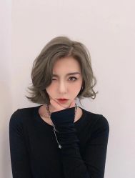 -变画·发型STUDIO