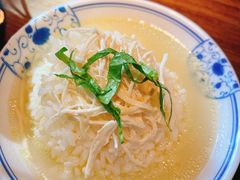 -肖四女乐山跷脚牛肉(南汇大学城生活广场店)