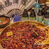 一定要来吃‼️广州这家比脸盘还大的辣子鸡🐔
