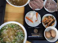 -马德元纯汤牛肉面(太奥广场店)