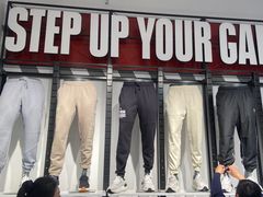 -UNDER ARMOUR(八达岭奥莱店)