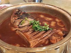 酱炖鱼头-燕北云山·农家菜·灶台鱼(密云溪翁庄店)