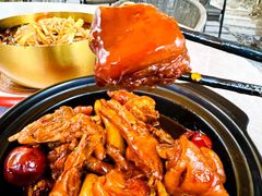 -吕氏焗小鲜•海鲜青岛菜(总店)