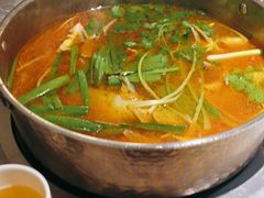 -野山舂·贵州现舂酸汤牛肉(民生路店)