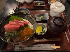 自选三拼（吞拿鱼片三文鱼籽）-定食Doraya(骆克道店)