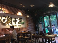 大堂-潮十三潮汕砂锅粥(高新四路大都荟店)