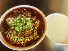 -汪胖子襄阳牛肉面(华丰路店)