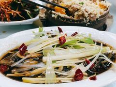 秘制酱油鸡-喜洋洋(中山四路店)