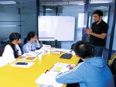 -环亚琅文现代英语·青少·雅思托福·成人英语