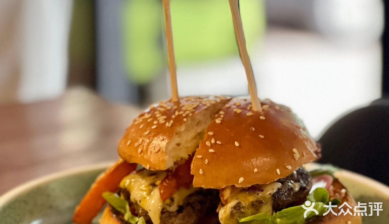 成都探店 | 🍔我就要说它是成都最好吃的汉堡！