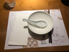 餐具摆设-南小馆(迪士尼小镇店)
