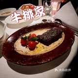 这么好环境的牛排店适合情侣约会打卡