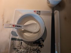 -吴越荣记苏州菜·松鼠桂鱼 100% 活鱼现做(月光码头店)