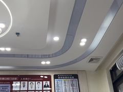 -深圳雅呗德口腔门诊部(坪山店)