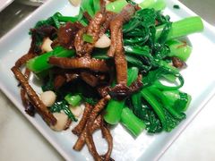 草菇焗菜心-北京老铺烤鸭(西稍门店)