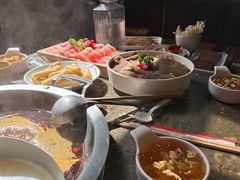 -小龙坎火锅(湖滨银泰in77店)