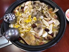 野生菌汤锅-菌之家·专业纯野生菌火锅·特色炒菌