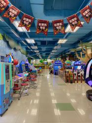 -莫莉幻想儿童乐园(武汉保利广场店)